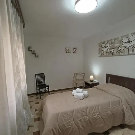 Guest house Pianofilecciarooms