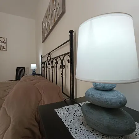 Guest house Pianofilecciarooms *